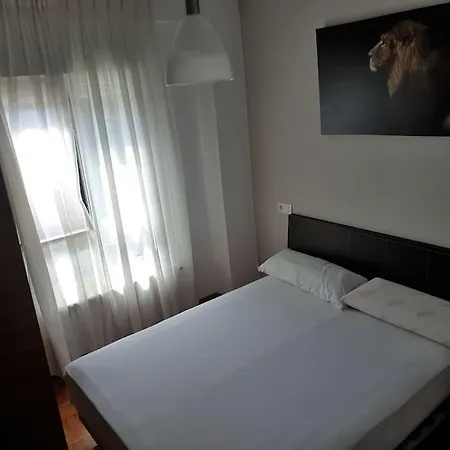 Piso Completo 3 Y 2 Banos Palacio Congresos