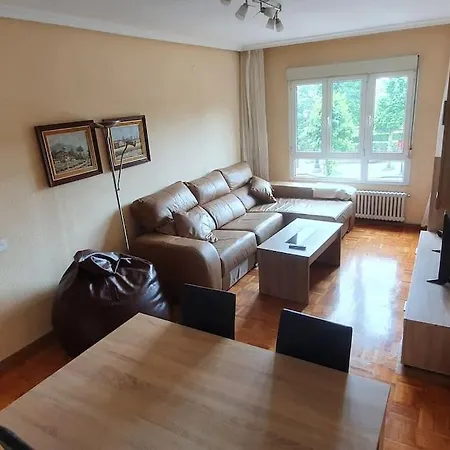 Apartment Piso Completo 3 Y 2 Banos Palacio Congresos Oviédo